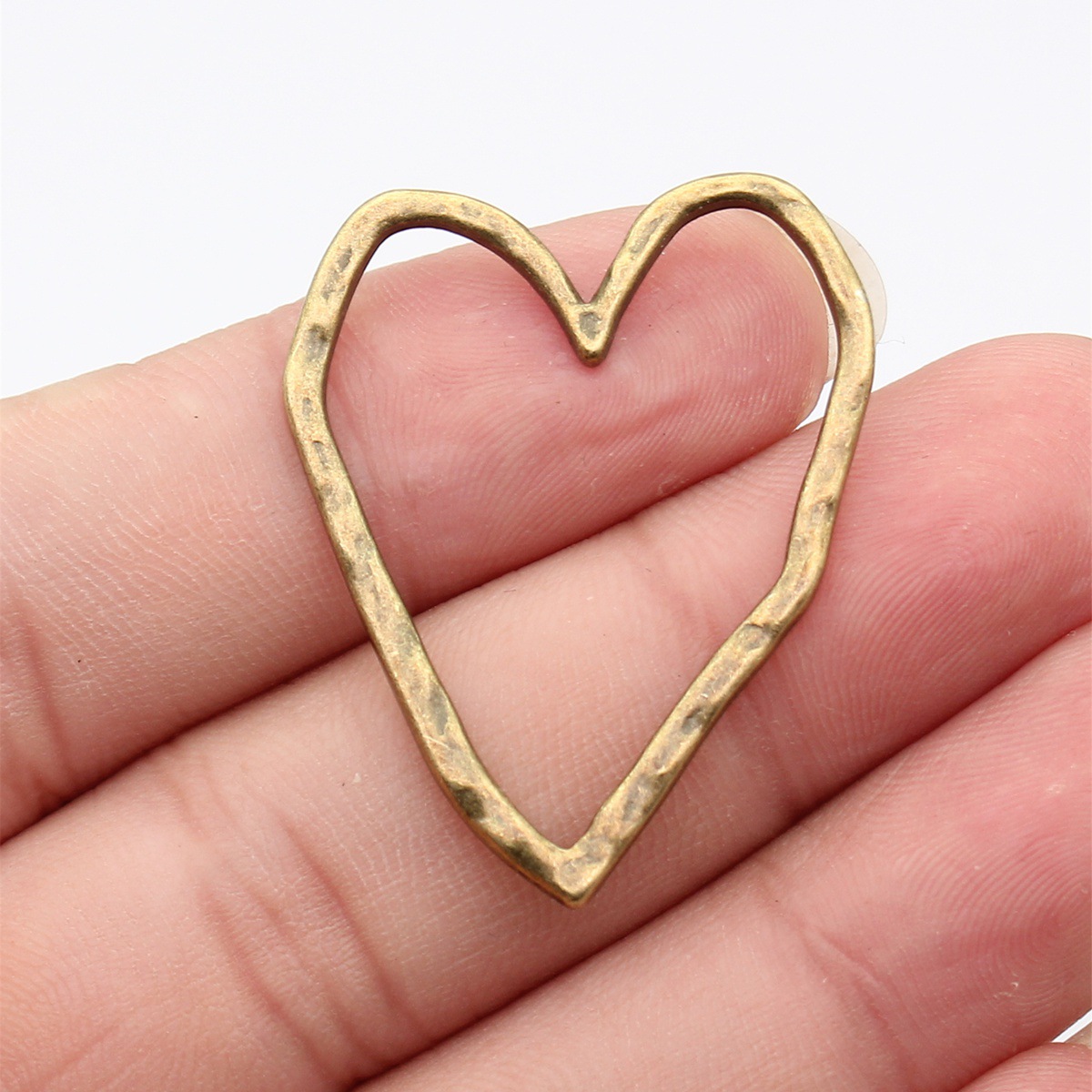 Vintage Fashion Words - 10pcs 39x31mm 5 Colors Hollow Heart