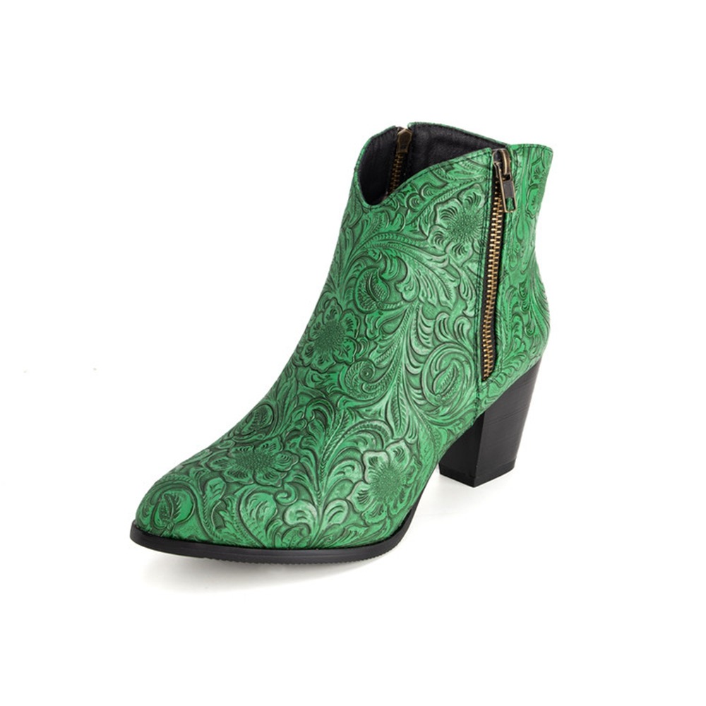 Vintage Fashion Plus Size - Vintage Embossed Pointed Toe Ankle Boots