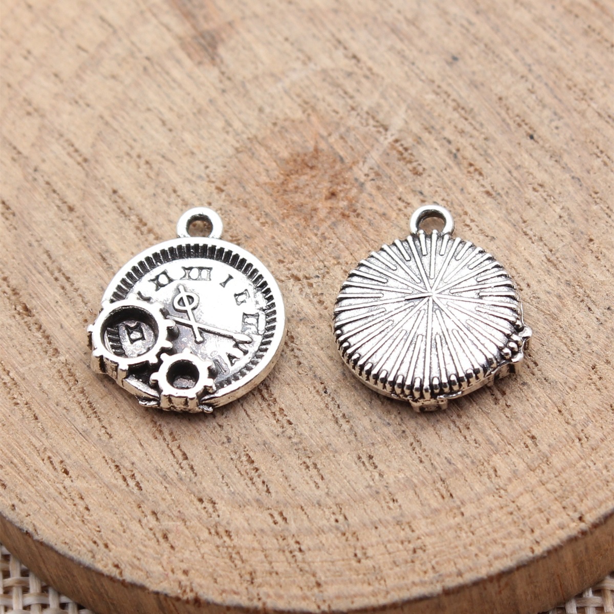 WYSIWYG 10pcs 16x14mm 2 Colors - Vintage Fashion Words 리뷰 및 가격