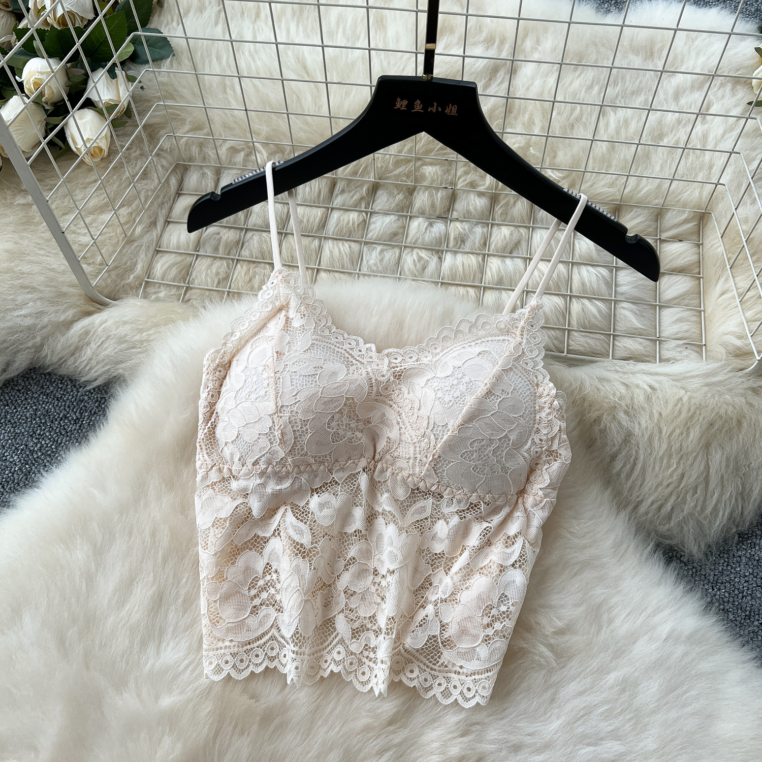 Chic lace Embroidered hollow o - Vintage Fashion Ai 리뷰 및 가격