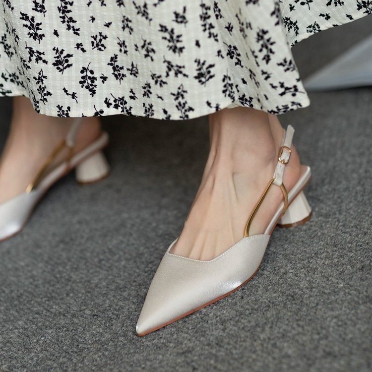 French Vintage Pointed-Toe San - Vintage Fashion In 2026 리뷰 및 가격