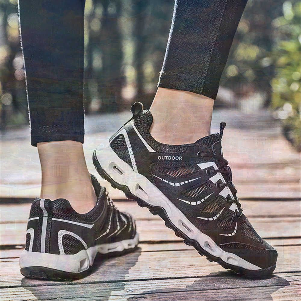 Sumer Round Tip Silver Sneaker - Vintage Fashion Brands Uk 리뷰 및 가격