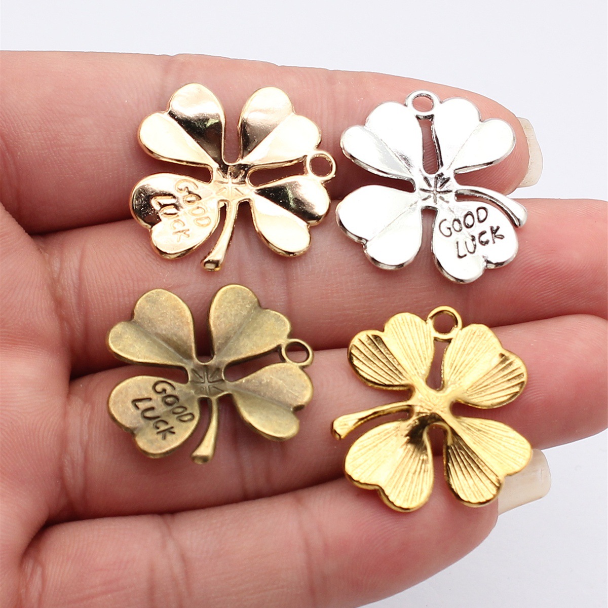 WYSIWYG 5pcs 28x26mm Kc Gold C - Vintage Fashion Words 리뷰 및 가격