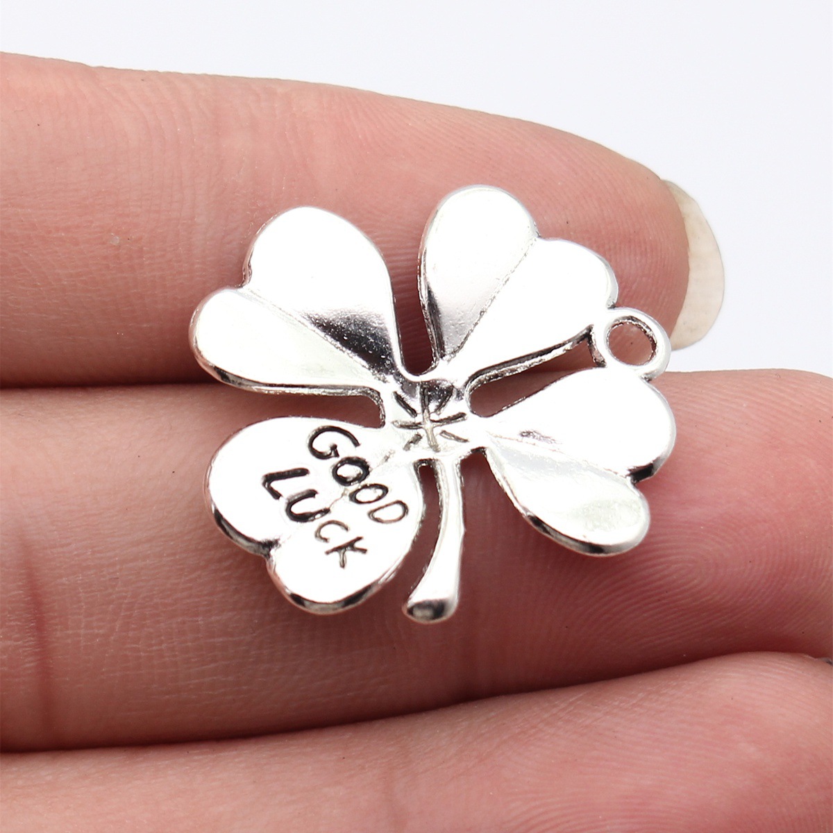 WYSIWYG 5pcs 28x26mm Kc Gold C - Vintage Fashion Words 리뷰 및 가격
