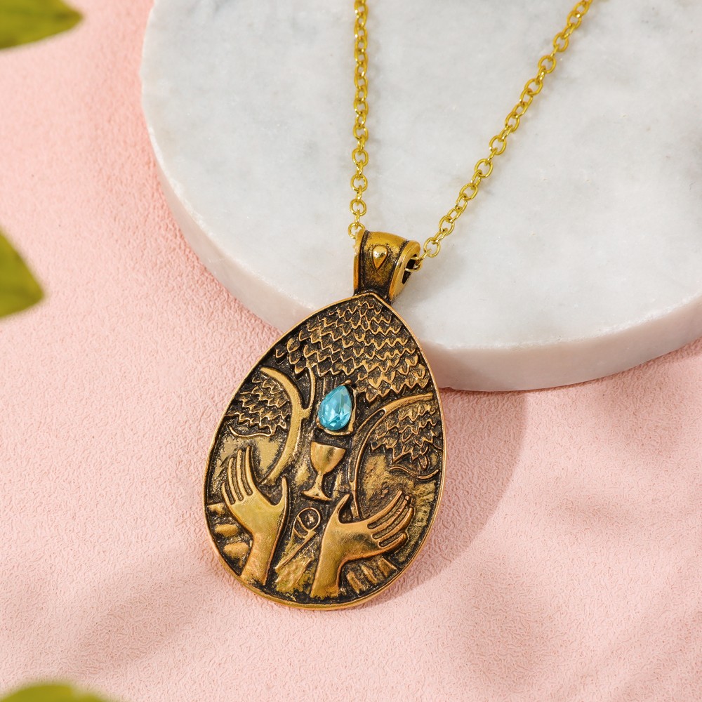 Vintage Game Pendant Necklace  - Vintage Fashion Video 리뷰 및 가격