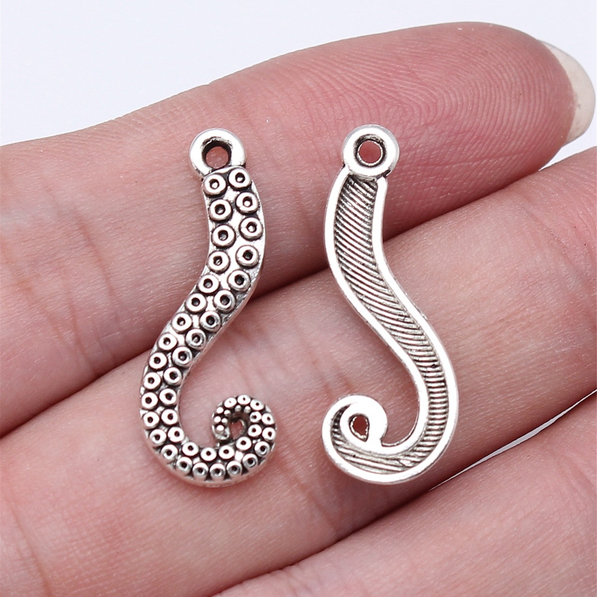 WYSIWYG 20pcs 26x10mm 4 Colors - Vintage Fashion Words 리뷰 및 가격